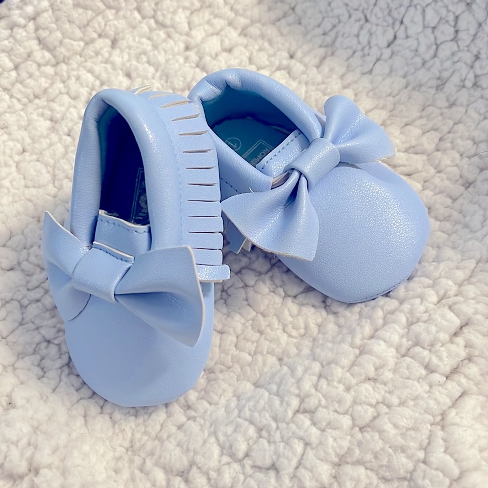 Romirus Moccasin Style Blue Girls Baby Shoes Size 1 Bow Detail Elastic Slide On
